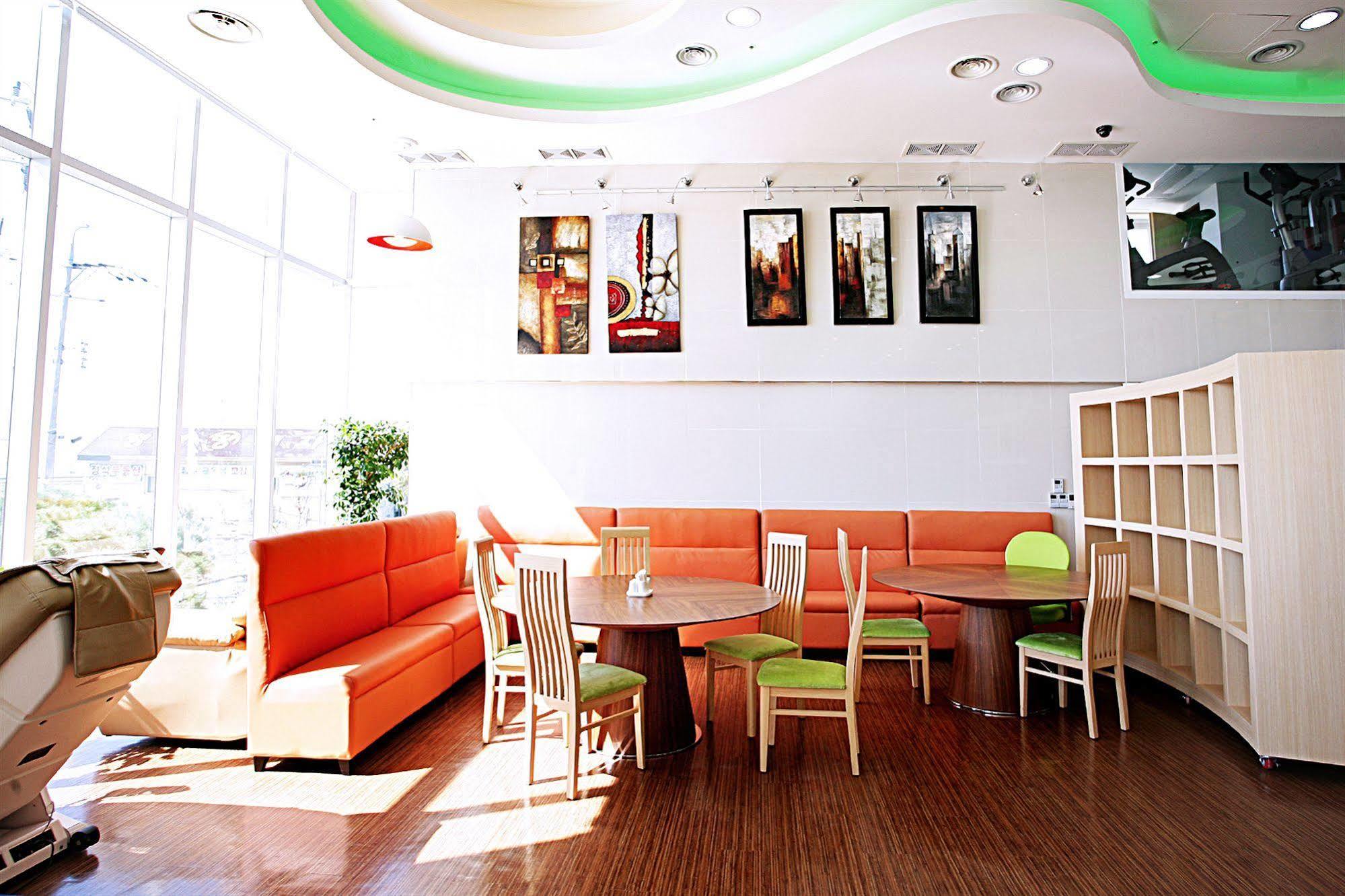 Gunsan Apple Tree Hotel Zewnętrze zdjęcie