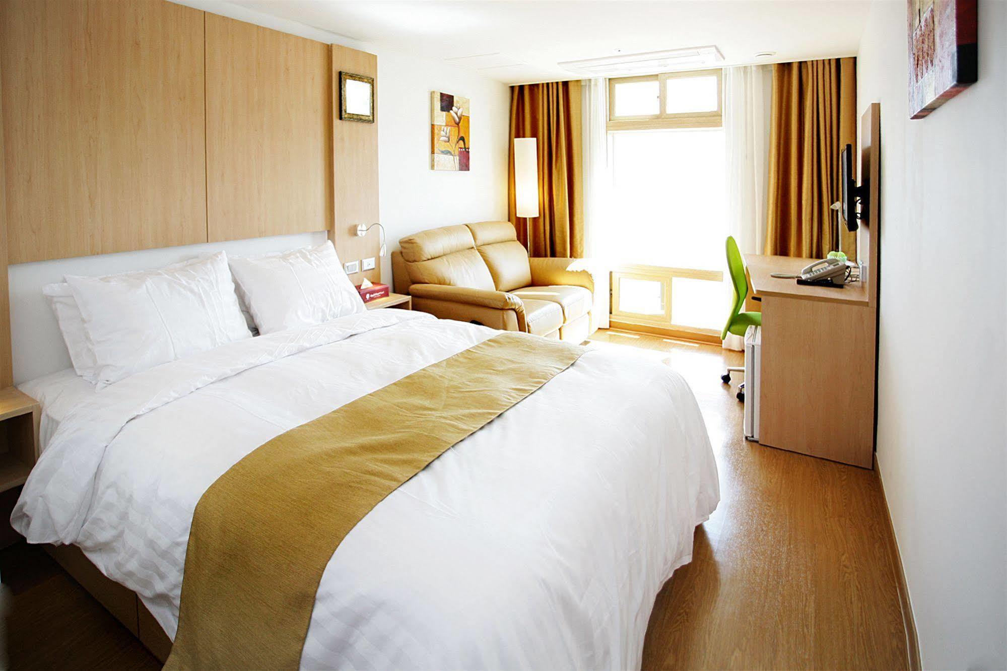 Gunsan Apple Tree Hotel Zewnętrze zdjęcie